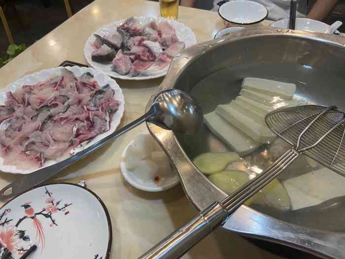 渔洲中山脆肉鲩(二街新店)-"好吃!鱼肉新鲜 环境可以 服务也很好.