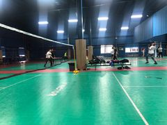 -铸信羽毛球俱乐部