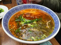 辣肉面-沪西老弄堂面馆(定西路店)