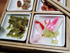 -九锅一堂酸菜鱼(新南凯德直营店)