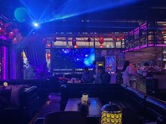 -喜鹊音乐酒馆(西街店)