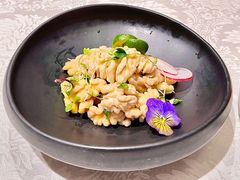 香椿核桃仁-涵苑私宴定制(外滩店)