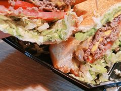 -The Habit Burger Grill 哈比特汉堡(复兴soho店)