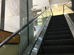 -百盛(中山路店)