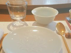 -荷风细雨·中国茶宴(世纪大道店)