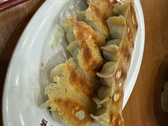 -鲜鲜锅贴(荆山路店)