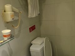 -如家酒店(上海外滩南京路人民广场地铁站店)