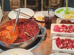 -来龍儿鲜切牛肉自助老火锅
