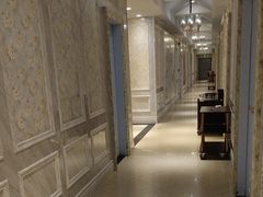 -沪华海鲜大酒楼(南汇店)