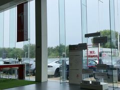 -TESLA 特斯拉(北京南四环中路特斯拉中心)