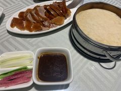 -湖庭壹品鸭王·传统北京烤鸭·别墅私房菜·庭院宵夜(江宁店)