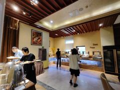 -名流健康高端体检中心·名宾门诊·健康管理