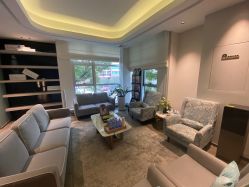 -医颜医疗美容门诊部