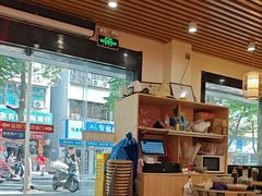 -蚝抵食·湛江生蚝(湾北路店)