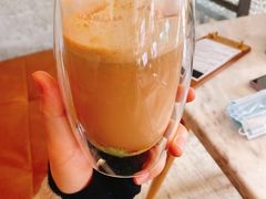 牛油果拿铁-The Rug Cafe(王府中环店)