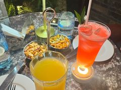 -上海锦江汤臣洲际大酒店柒酒廊