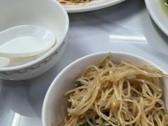 -正宗普宁豆干坊·洪记砂锅粥(红领巾路店)