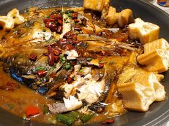 酱焖千岛湖大鱼头-皇城根·鲁菜济南菜·吊炉烤鸭·炒鸡鱼头(济南旗舰店)