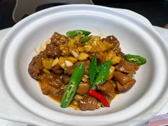 -楚山晓·湖北菜(武汉光谷K11店)