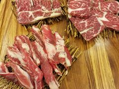 -臻牛烤肉