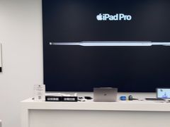 -Apple授权专营店(五彩城店)