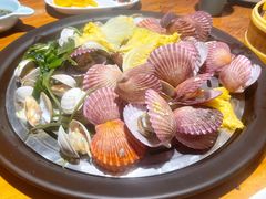 一筐蛤蜊-三个渔夫·蒸汽海鲜(小白楼店)