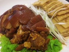 老汤酱肘卷饼-鼎香润(德胜门内店)