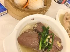 -万山楼海鲜酒家·二十三年老字号