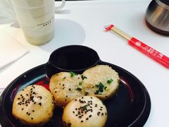 鲜肉虾仁双拼-小杨生煎(湟普汇店)