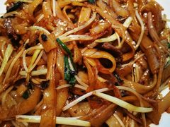 -匠心牛公馆·潮汕牛肉海鲜火锅(索菲特店)