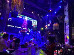 -胡桃里乐队酒馆(鎏嘉码头店)