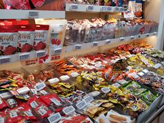 -来伊份(我格广场武宁路店)