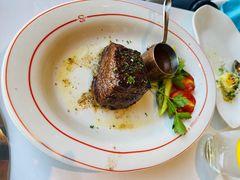 -马克西姆俄罗斯餐厅(通亚街店)