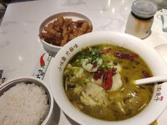 -渝是乎川渝小炒(新世界百货望京店)
