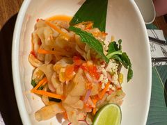 柠檬酸辣无骨凤爪-帕蓝·暹罗料理(曲阳店)