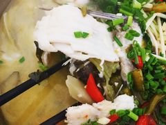 酸菜鱼-廖哥泡椒兔(峨眉店)