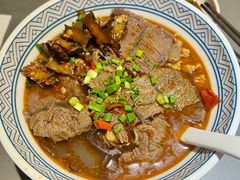 -粉吖吖·邵阳米粉(体育西路店)