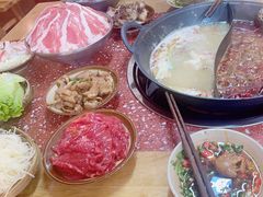 -赵美丽·重庆社区火锅·直营店(火车东站·中豪国际店)