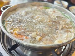 -老石黑山羊毛驴肉火锅(金凯广场店)