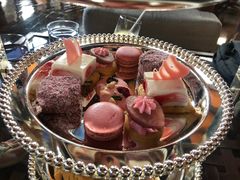 -三亚湾海居铂尔曼度假酒店