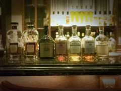 -DM Distiller & Mixologist Whisky Cocktail Bar