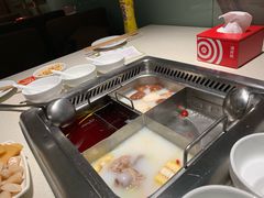 -海底捞火锅鲜切牛肉主题店(长寿路店)