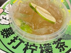 -周小明火锅(黑金冠社区店)