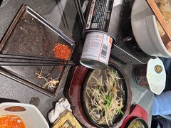 -吉屋·炭烧酒场·秋冬功夫奶汁河豚鱼锅