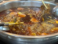 -肖肖酸萝卜鱼火锅(总店)