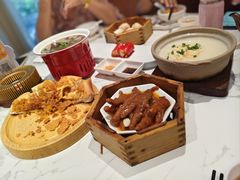 -广府汤语·靓汤·早茶·小粤菜(仁恒梦店)