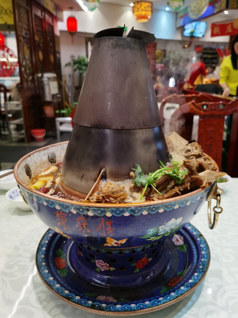 暖和和的北京羊肉火锅,涮起来