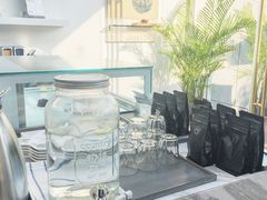 -UNI UNI(环亚凯瑟琳店)