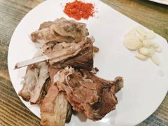 手抓羊肉-壹阁胡羊焖饼(特色小吃街店)