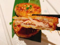 香煎鹅肝酱藕饼-醉辉皇上海之巅(上海中心大厦店)